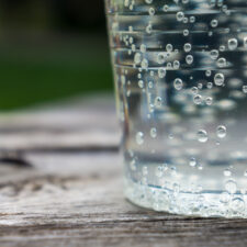 eau pétillante pour thé glacé boljoy